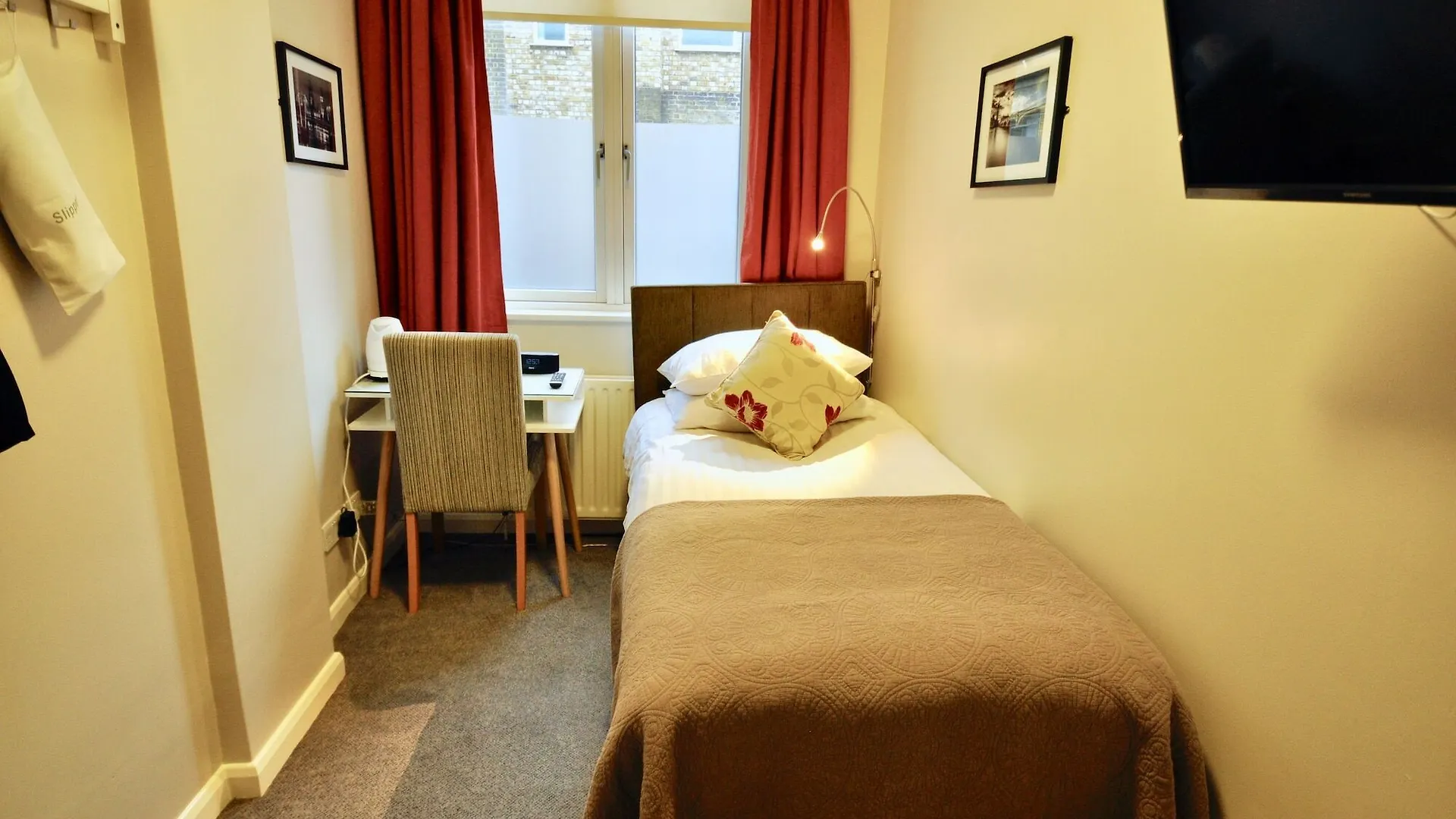 The Borough Hotel London 3*,  United Kingdom