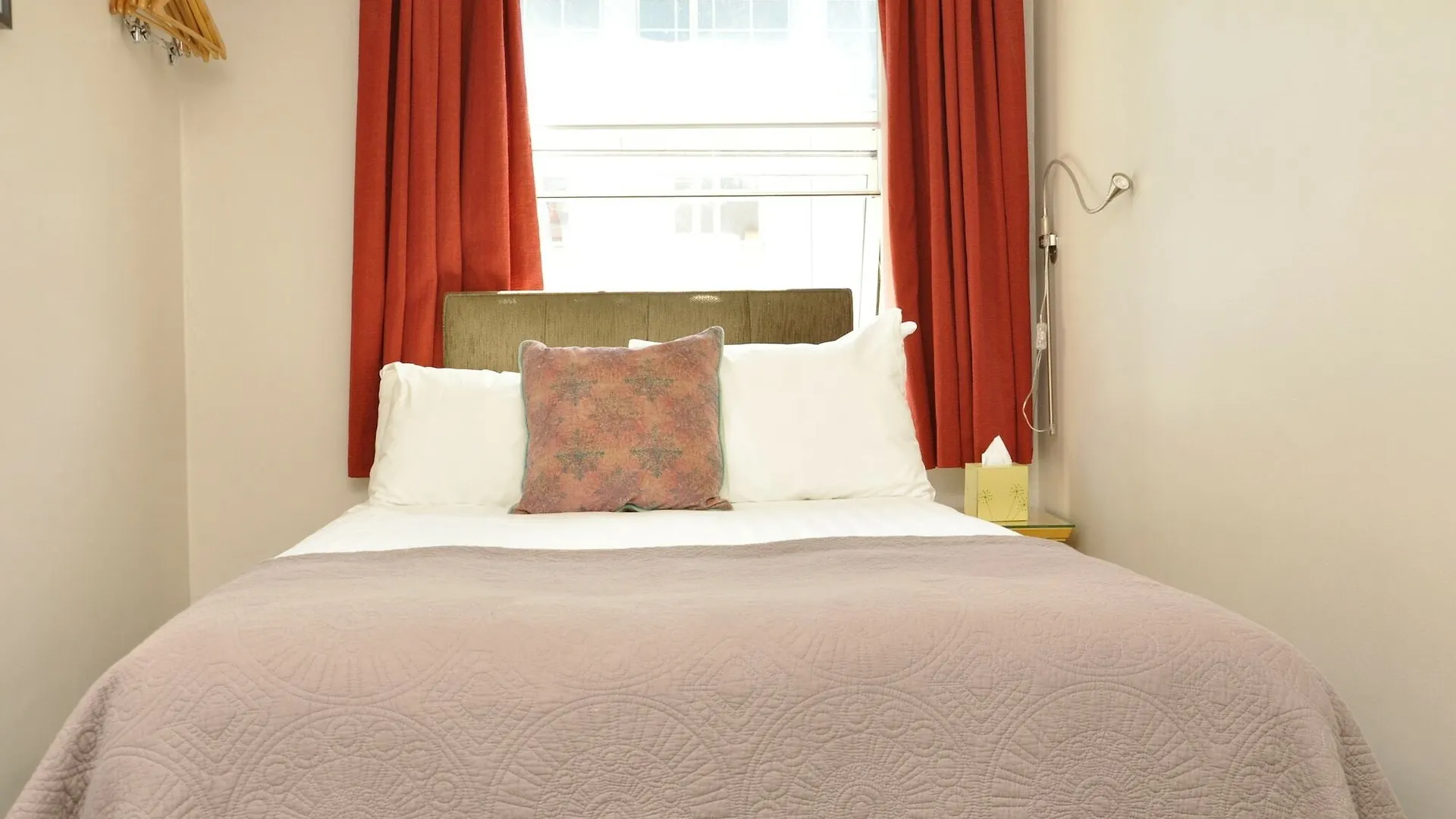 The Borough Hotel London 3*,  United Kingdom